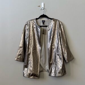 Chico’s Travelers Metallica light gold perforated open front Jacket (NWT)